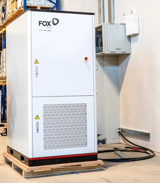 Система накопичення енергії FoxESS T-MAX Plus 241 kWh (125 kW AC, LiFePO4, C&I ESS) бат.44 фото