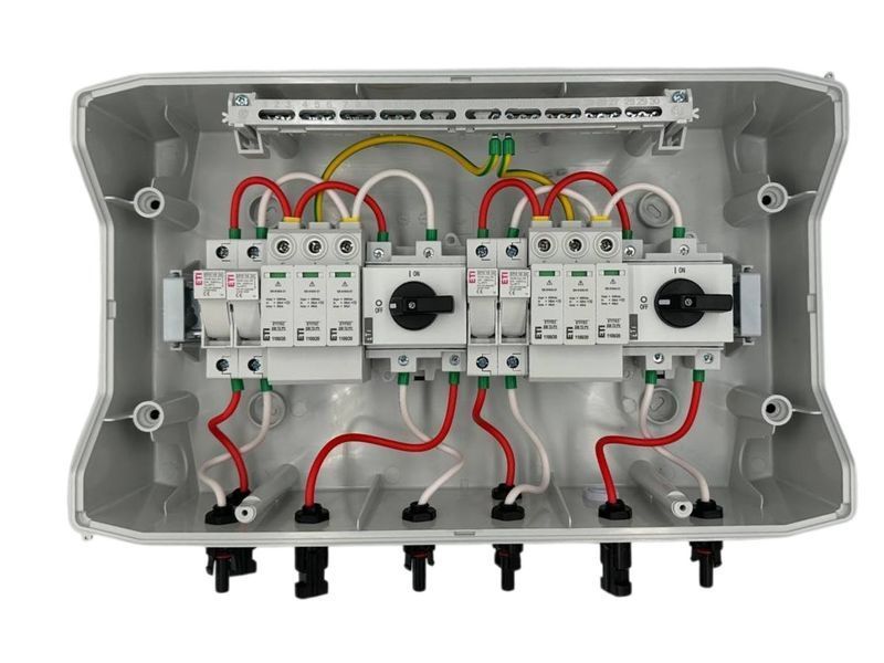 Щит захисту сонячних панелей ETI DC 2 MPPT 2 стрінги IP65 25А щит.70 фото
